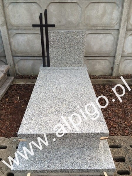 Nagrobek 90x190, "STRZEGOM" + "SZWED".